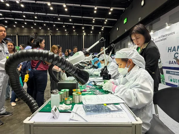 Hand soldering competition